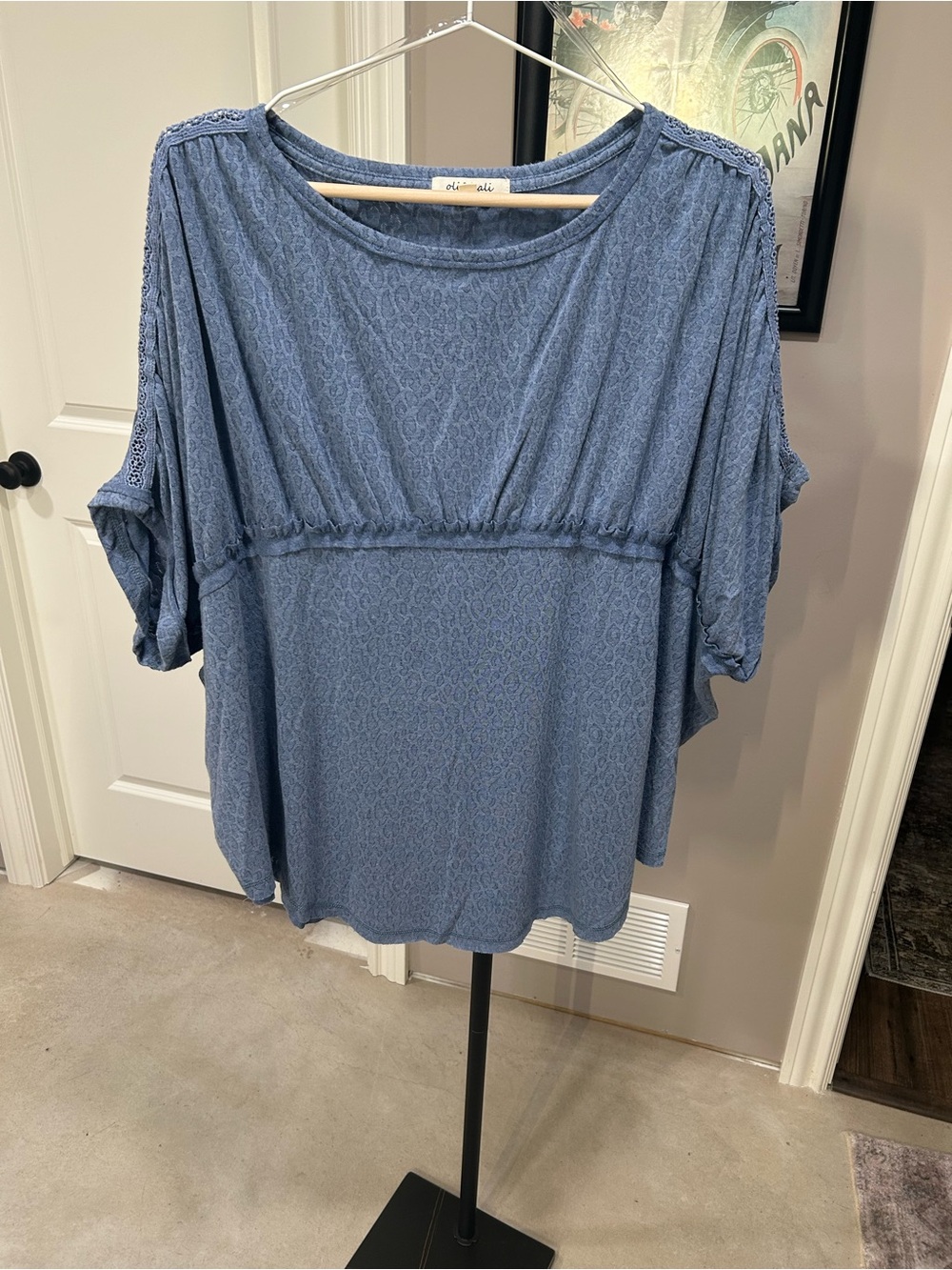 Oil & Hali Blouse Sz M